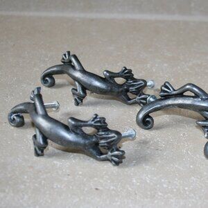 Belwith Pewter Gecko Lizard Cabinet Pull